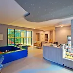 Doliva Park 4*