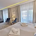 Doliva Park 4*