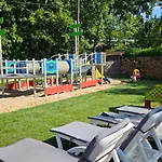 Doliva Park Bed & Breakfast Krynica Morska