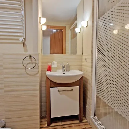 Doliva Park Nocleg ze śniadaniem 4*