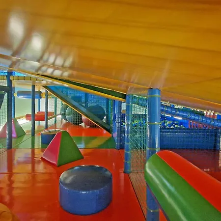 Doliva Park 4*