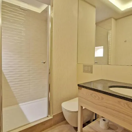Doliva Park Nocleg ze śniadaniem 4*