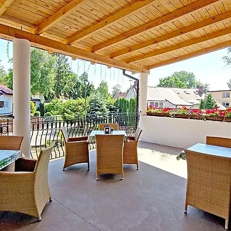 Doliva Park Bed & Breakfast 4*