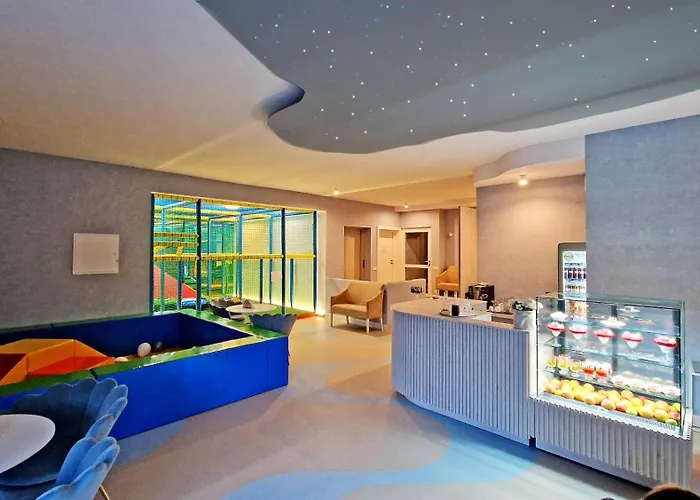 Doliva Park 4*