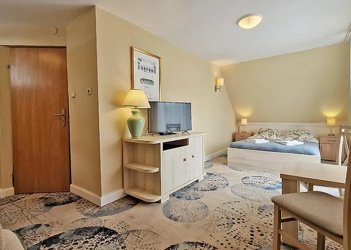 Doliva Park Bed & Breakfast 3*